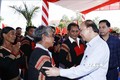 Chủ tịch nước Nguyễn Xuân Phúc thăm, tặng quà người có hoàn cảnh khó khăn tại Đắk Lắk