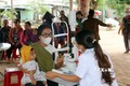 Khám, điều trị các bệnh về mắt cho đồng bào dân tộc thiểu số ở Kon Tum