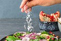 Australia kêu gọi người dân giảm muối trong chế độ ăn để bảo đảm sức khỏe tim mạch