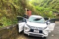 Hà Giang: Đá lăn từ trên núi xuống trúng xe ô tô khiến lái xe tử vong