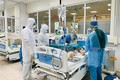 越南一流医生对两例新冠肺炎危重症患者进行远程会诊