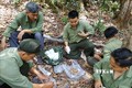 Với địa hình hiểm trở, địa bàn rộng lực lượng quản lý bảo vệ rừng của Công ty TNHH MTV Lâm nghiệp Krông Bông (huyện Krông Bông) gặp nhiều khó khăn trong đảm bảo các điều kiện ăn, ở. Ảnh: Tuấn Anh - TTXVN
