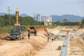 Xây dựng hạ tầng thoát nước tại KCN Bắc Vinh. Ảnh: Nguyễn Hải