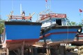 Nghề đóng, sửa chữa tàu cá ở phường Đông Hải, thành phố Phan Rang – Tháp Chàm. Ảnh: Nguyễn Thành – TTXVN
