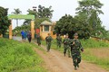 Hoạt động phối hợp tuần tra bảo vệ biên giới của cán bộ chiến sỹ Đồn Biên phòng Sa Loong và người dân trên địa bàn. Ảnh: baokontum.com.vn