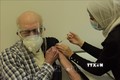 Tiêm vaccine ngừa COVID-19 cho người cao tuổi tại Tripoli, Liban, ngày 17/3/2021. Ảnh: THX/TTXVN