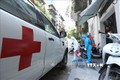 Nhân viên y tế đến lấy mẫu tại một số khách sạn đăng ký là cơ sở cách ly y tế trên địa bàn quận Hoàn Kiếm . Ảnh: Minh Quyết - TTXVN