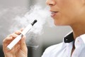 Thuốc lá điện tử độc hại không kém gì thuốc lá truyền thống. Nguồn: suckhoedoisong.vn