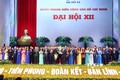Phó Thủ tướng Vũ Đức Đam tặng hoa chúc mừng Ban Chấp hành Trung ương Đoàn khoá XII, nhiệm kỳ 2022 – 2027. Ảnh: Phạm Kiên - TTXVN