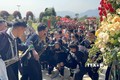 Tái hiện lễ cưới của các dân tộc ở thị xã Sa Pa tại lLễ hội Hoa hồng Fansipan năm 2024 với chủ đề “Triệu đóa hồng tình yêu Fansipan. Ảnh: Quốc Khánh - TTXVN
