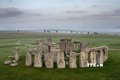 Anh: Du khách đổ xô đến Stonehenge ngắm bình minh ngày Hạ chí