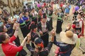 Trình diễn nghệ thuật múa của người Khơ Mú tại không gian văn hóa huyện Mường Ảng. Ảnh: Trung Kiên - TTXVN