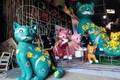 Linh vật mèo -  điểm nhấn của Đường hoa Nguyễn Huệ Tết Quý Mão 2023 được tạo hình tại công xưởng của nghệ nhân Văn Tòng, Quận 12, TP. Hồ Chí Minh. Ảnh: An Hiếu