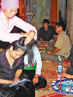 Nét đẹp văn hóa truyền thống trong tục cưới hỏi của người Thái đen ở Sơn La