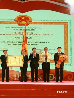 Lễ đón nhận huyện Triệu Phong đạt chuẩn nông thôn mới