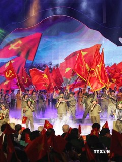 Cầu truyền hình "Dưới lá cờ quyết thắng" kỷ niệm 70 năm Chiến thắng Điện Biên Phủ