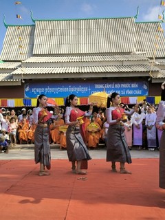 Biểu diễn nghệ thuật Khmer tại Lễ hội. Ảnh:baovanhoa.vn