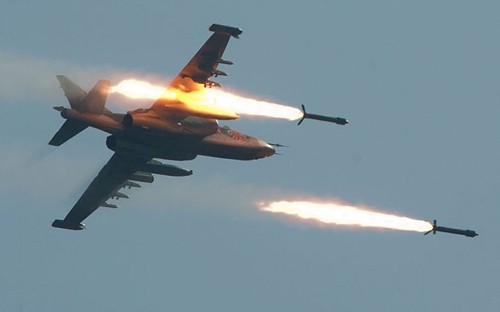 Máy bay Nga bắt đầu không kích IS tại Syria