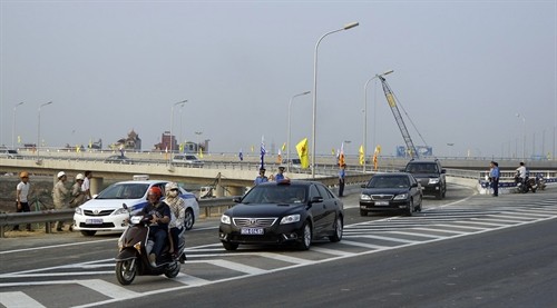 Thông xe nút giao cầu Thanh Trì với Quốc lộ 5