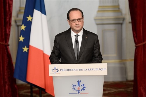 Vụ tấn công khủng bố tại Pháp: Tổng thống Hollande cáo buộc IS là thủ phạm