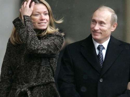 Tổng thống Nga Putin bất ngờ hé lộ về hai cô con gái rượu