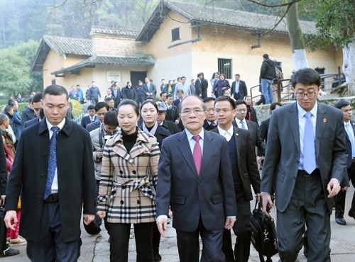 Hoạt động của Chủ tịch Quốc hội Nguyễn Sinh Hùng tại Trung Quốc