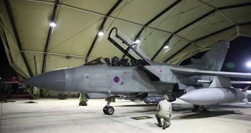 Máy bay Anh lần đầu dội bom ở Syria
