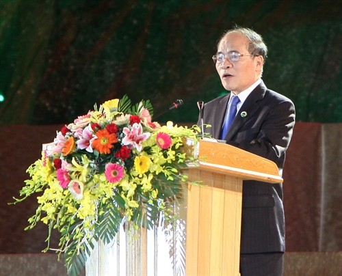 Bài phát biểu của Chủ tịch Quốc hội Nguyễn Sinh Hùng tại Lễ kỷ niệm 250 năm Ngày sinh Đại thi hào Nguyễn Du
