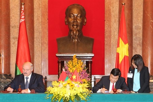 Đưa quan hệ Việt Nam và Belarus lên cấp độ phát triển mới cao hơn.