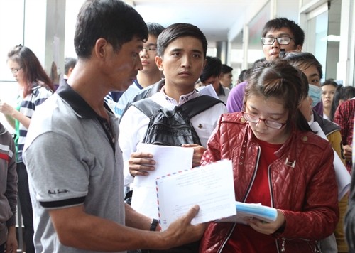 Xét tuyển Đại học, Cao đẳng năm 2015: Điểm chuẩn một số ngành, trường tại Thành phố Hồ Chí Minh tăng cao