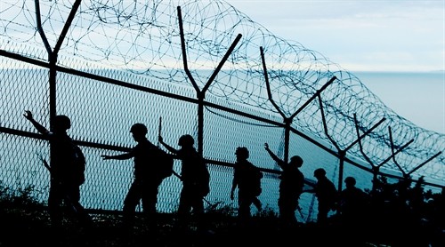 Hàn Quốc và Triều Tiên giảm cấp độ báo động chiến đấu ở biên giới