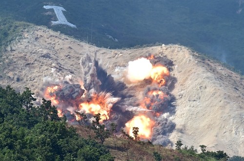 Hàn Quốc, Mỹ tập trận bắn đạn thật