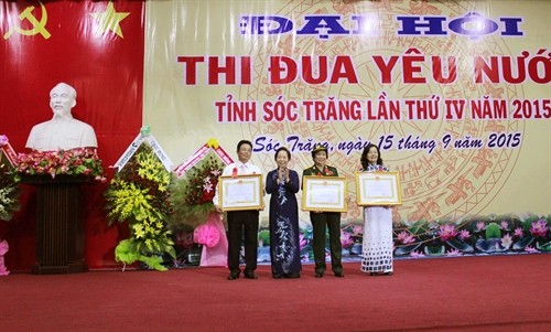 Phó Chủ tịch nước Nguyễn Thị Doan dự Đại hội Thi đua yêu nước tỉnh Sóc Trăng
