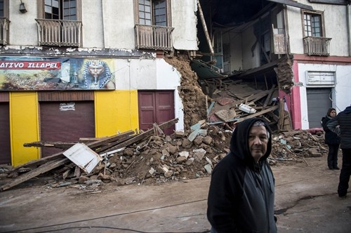 Chile- Dỡ bỏ cảnh báo sóng thần, số nạn nhân động đất tiếp tục tăng