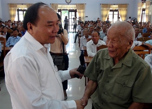 Phó Thủ tướng Nguyễn Xuân Phúc tiếp xúc cử tri Quảng Nam