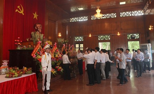 Nghệ An: Tổ chức Lễ giỗ Chủ tịch Hồ Chí Minh lần thứ 46 
