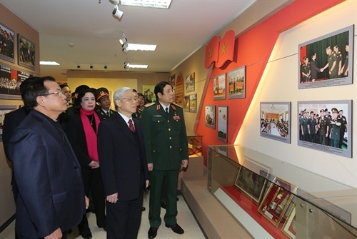Tổng Bí thư Nguyễn Phú Trọng thăm, làm việc với Bộ Tư lệnh Thủ đô Hà Nội