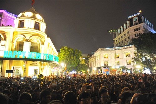 Thủ đô Hà Nội vững tin bước vào năm mới 2016