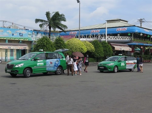 Hai hãng taxi lớn tại Tp. Hồ Chí Minh giảm cước vận tải