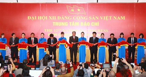 Họp báo trong nước và quốc tế về Đại hội đại biểu toàn quốc lần thứ XII Đảng Cộng sản Việt Nam 