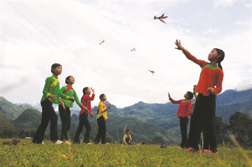 Ngày xuân của trẻ thơ