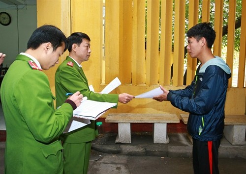 Hà Nội: Giảm án, tha tù trước thời hạn cho 145 phạm nhân
