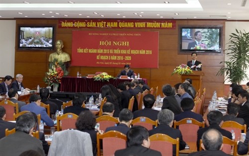 Thủ tướng Nguyễn Tấn Dũng: Tập trung phát triển nông nghiệp, cải thiện đời sống người dân