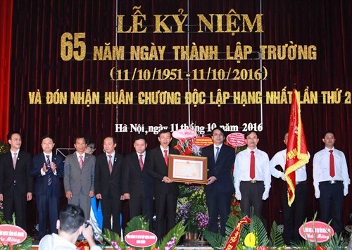 Trường Đại học Sư phạm Hà Nội kỷ niệm 65 năm ngày thành lập và đón nhận Huân chương Độc lập hạng Nhất