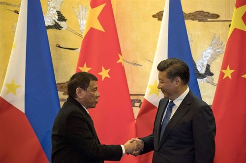 Tổng thống Philippines thăm Trung Quốc