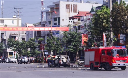 Quảng Ninh: Cháy nổ xe taxi khiến 02 người tử vong
