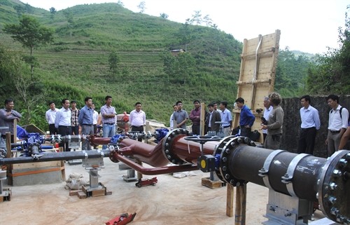 Triển khai công nghệ khai thác, sử dụng bền vững tài nguyên nước ở Cao nguyên đá Đồng Văn