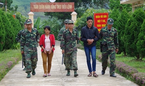 Bộ đội Biên phòng Lai Châu bắt giữ hai đối tượng mua bán người