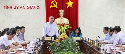 Chủ tịch Ủy ban Trung ương MTTQ Việt Nam Nguyễn Thiện Nhân thăm và làm việc tại An Giang