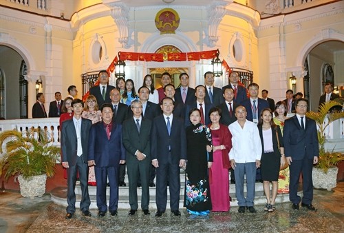 Chủ tịch nước Trần Đại Quang thăm Đại sứ quán Việt Nam tại Cuba